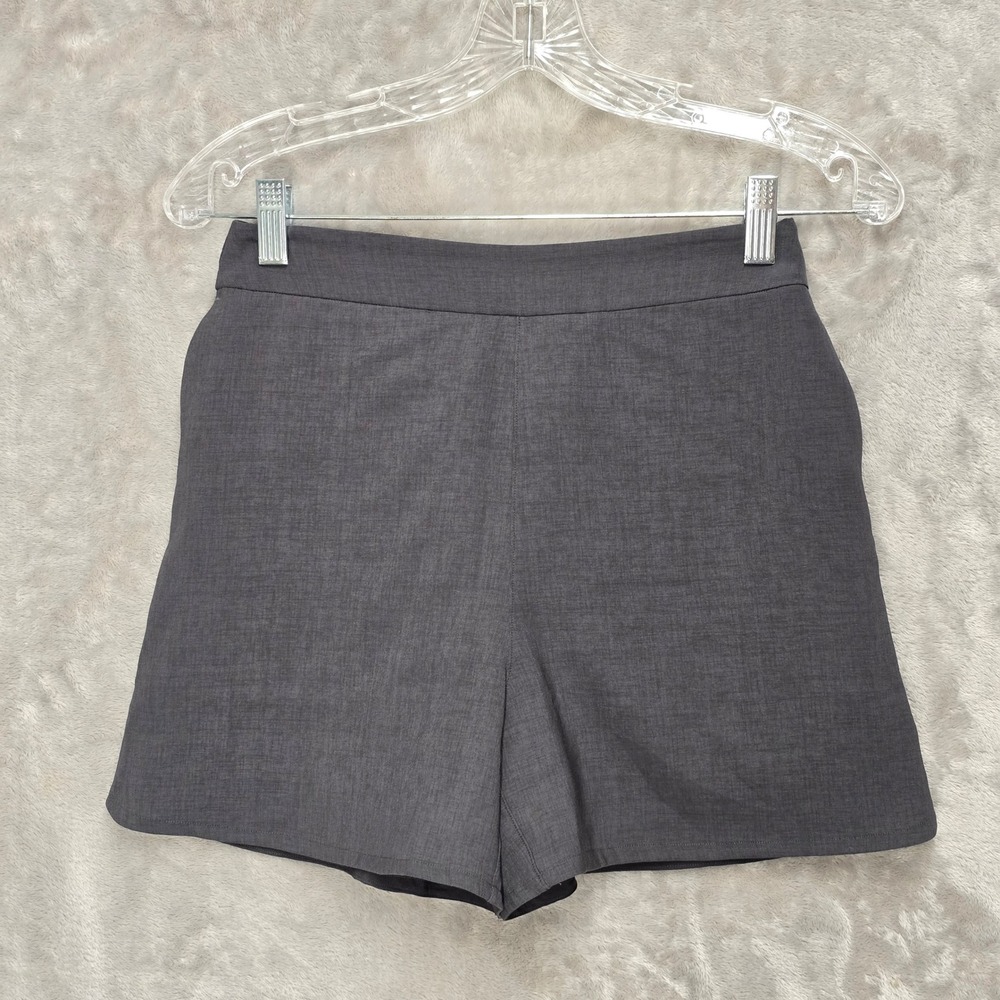 Lululemon Flat-Front Relaxed Short 4" Grey Athletic Performance Women's Size‎ 4